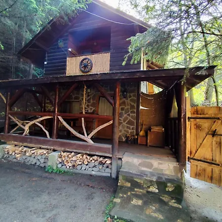 Frasin Lodge *
