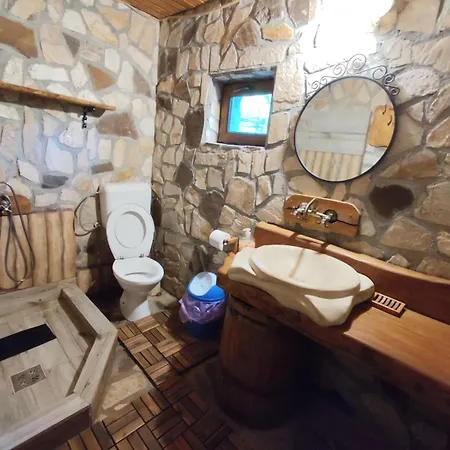 Frasin Lodge